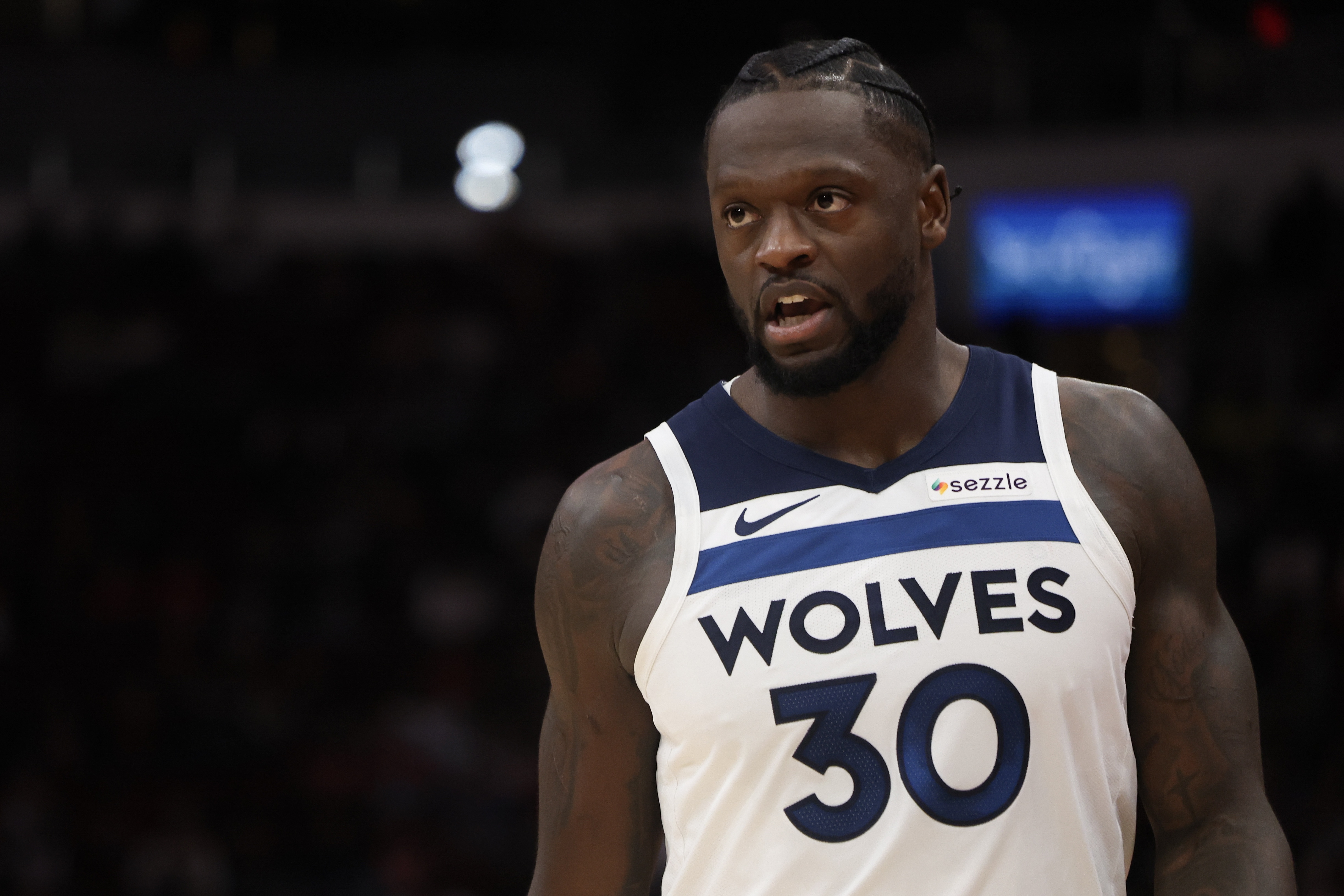 立博ladbrokes中文-真尽力局！兰德尔25中14&amp;罚球11中9空砍赛季新高39分 第三节17分